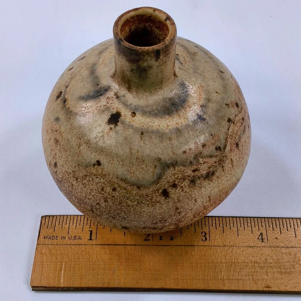 Osolink Signed Studio Pottery Bud Vase Earthy Brown Speckled Glaze 3.25